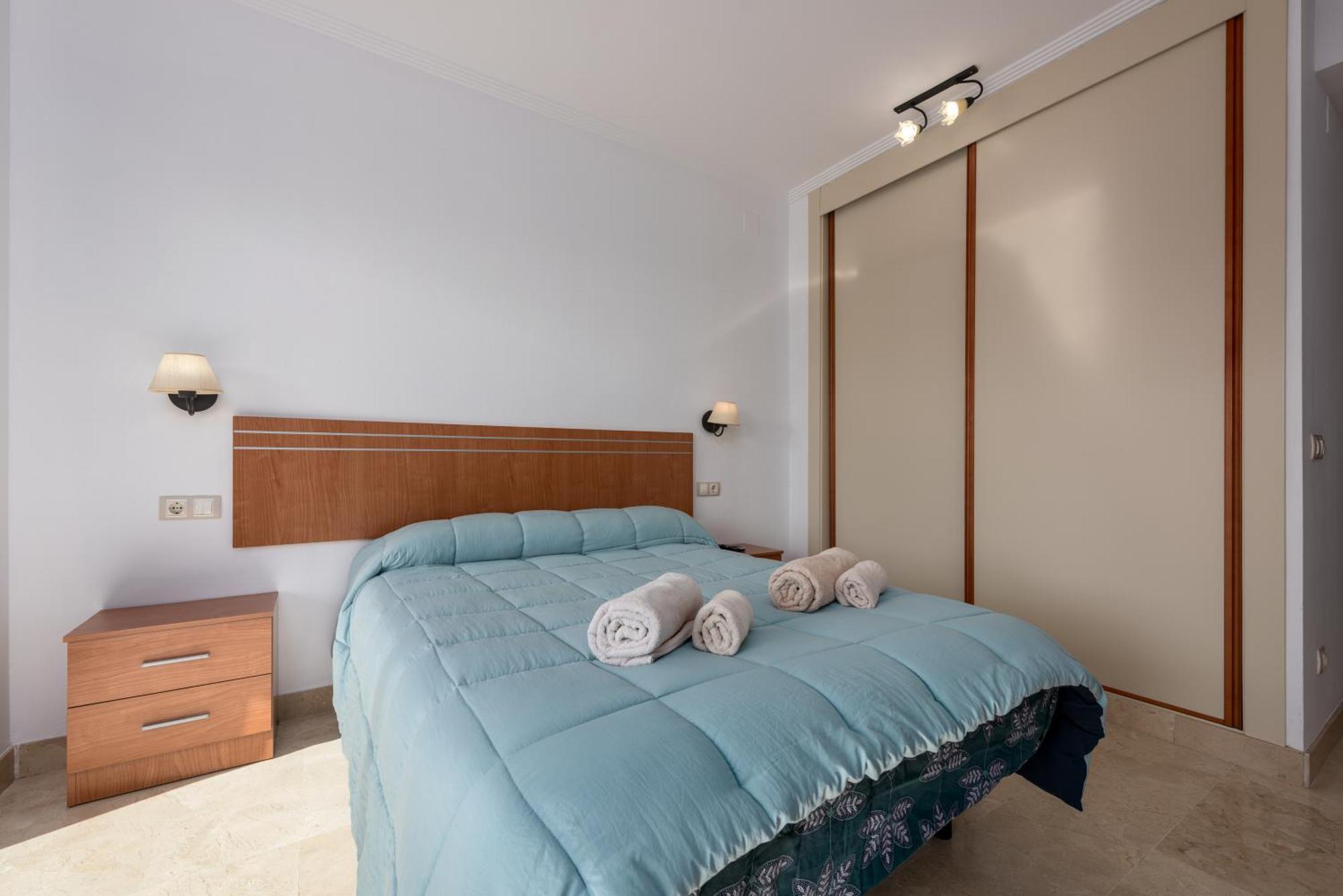 Apartamento Con Piscina - Эстепона Экстерьер фото