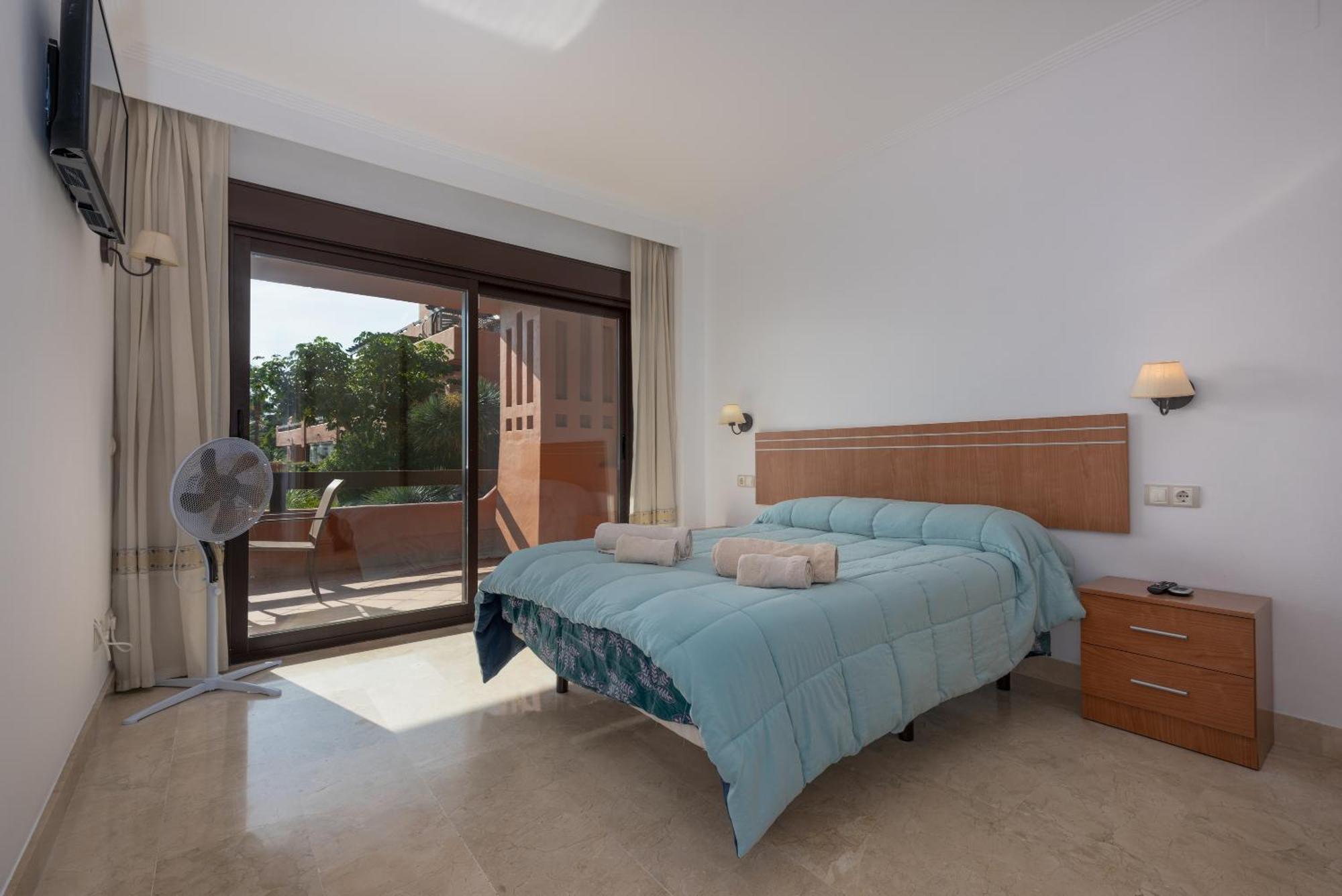 Apartamento Con Piscina - Эстепона Экстерьер фото