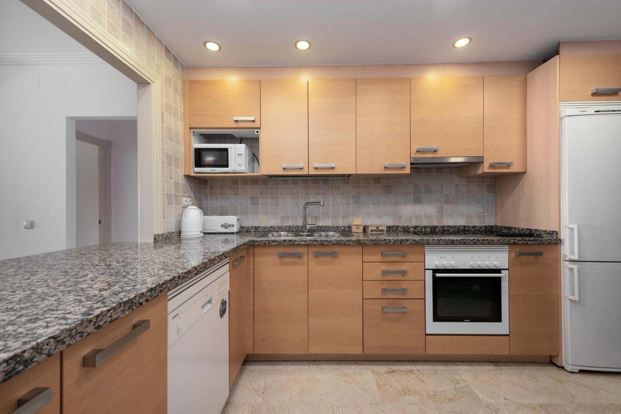 Apartamento Con Piscina - Эстепона Экстерьер фото