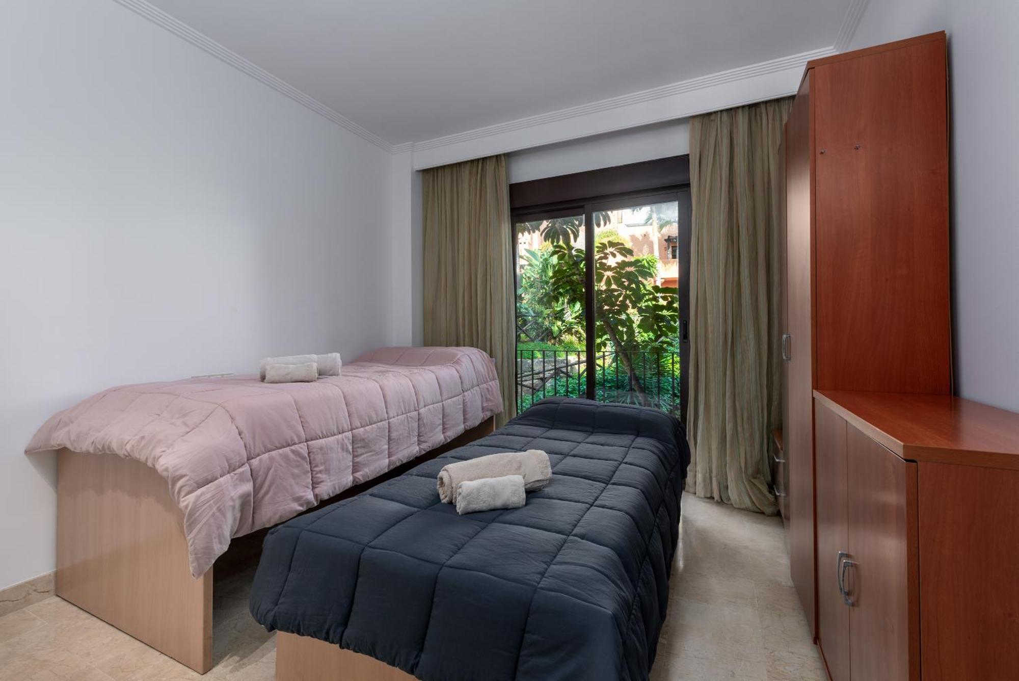 Apartamento Con Piscina - Эстепона Экстерьер фото
